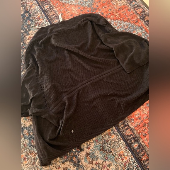 Lululemon cashmere cardigan short sleeve button size xs/s small shrug - Picture 3 of 4